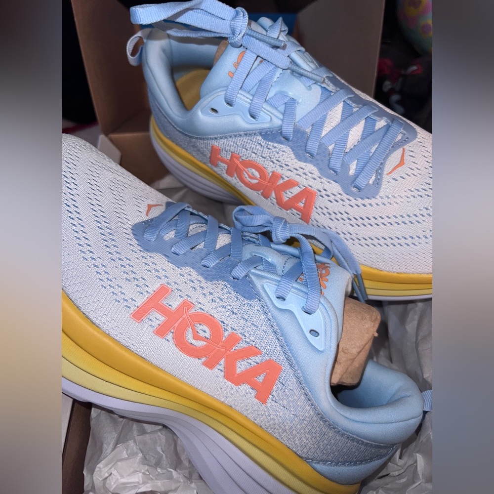 HOKA BONDI 8
